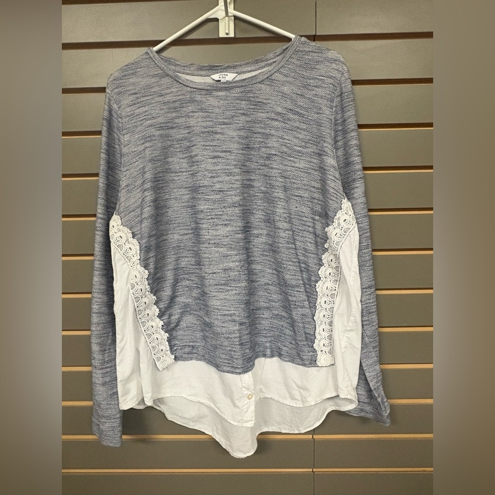 Crown & Ivy Blue and White Long Sleeve Top with Lace